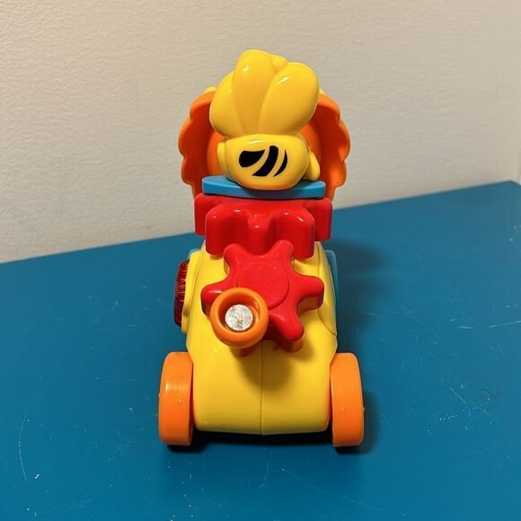 VTECH Lion Car Baby Toy Lights and Sounds - Picture 4 of 4